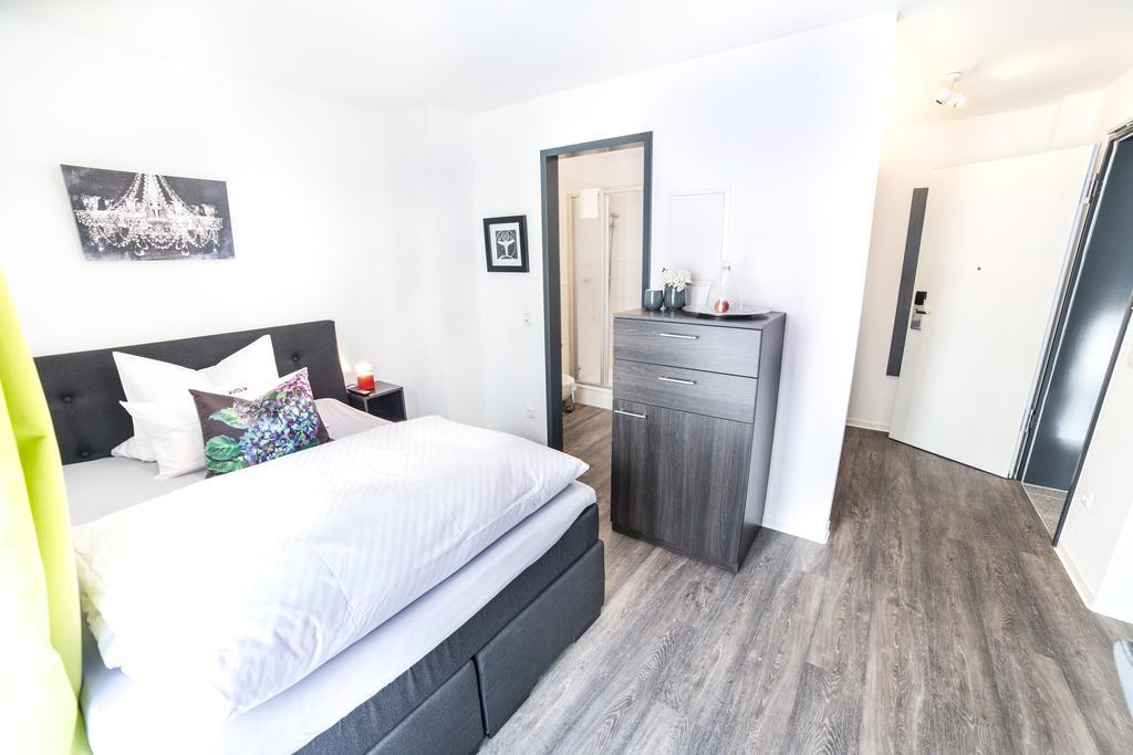 Luxstay Friedberg - Self-Check-In Δωμάτιο φωτογραφία
